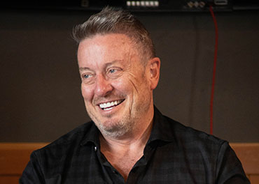 A portrait of Glenn Van Iderstine.